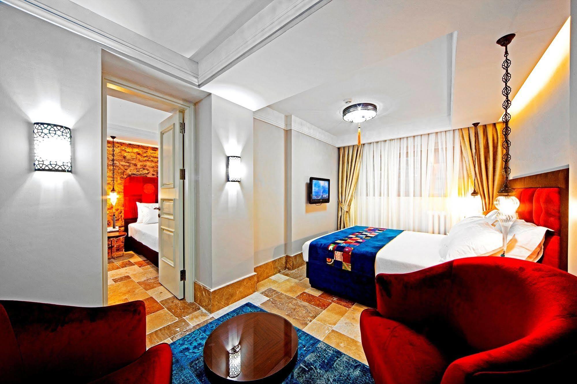 Azade Suites Istanbul Exterior photo